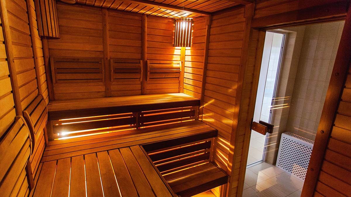 XXL Luxus Finnische Sauna SET Sauna inkl Harvia Saunaofen Modell 2021  3 Pers.